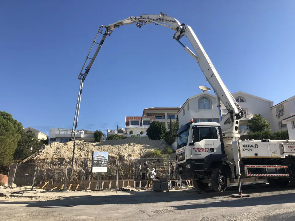 יציקת יסודות בהיקורי, לימסול